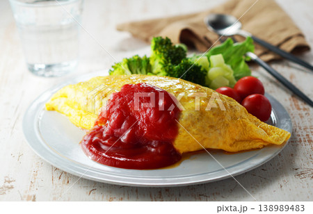 オムライス 138989483