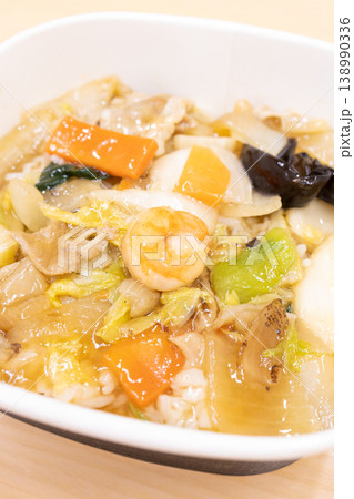 おいしいコンビニ弁当の中華丼 おいしいコンビニ弁当の中華丼 138990336