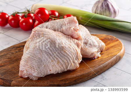 Raw chicken thighs for cooking Raw chicken thighs for cooking 138993599