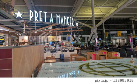 空港ターミナル内のPRET A MANGER店舗風景 空港ターミナル内のPRET A MANGER店舗風景 138993919