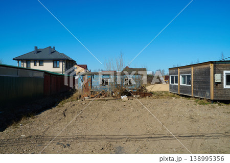 Open land opportunity. Potential canvas for building or leisure use Open land opportunity. Potential canvas for building or leisure use 138995356