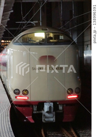 サンライズ瀬戸(高松駅) サンライズ瀬戸(高松駅) 138996391
