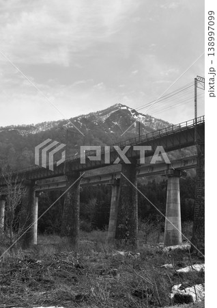 新潟県 湯沢 毛渡沢橋 新潟県 湯沢 毛渡沢橋 138997099