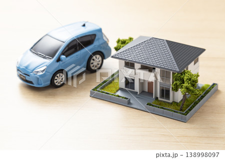 マイホームとマイカー マイホームとマイカー 138998097