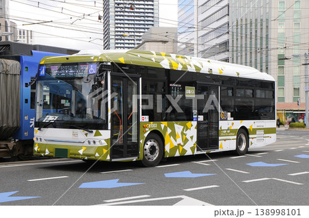 広島電鉄　EVバス 138998101