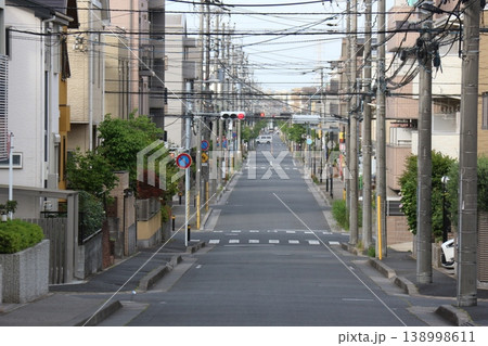 市川市妙典の閑静な住宅街と坂道 138998611