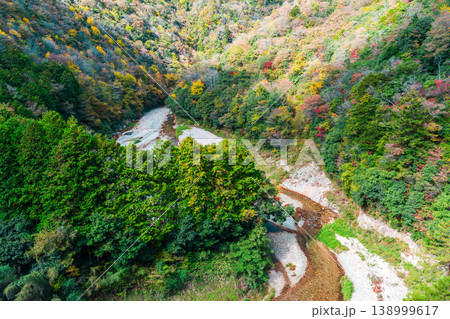 国道434号から見た晩秋の宇佐川2 山口県岩国市 国道434号から見た晩秋の宇佐川2 山口県岩国市 138999617