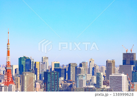 東京都港区、東京の町並みと東京タワーの風景 東京都港区、東京の町並みと東京タワーの風景 138999628