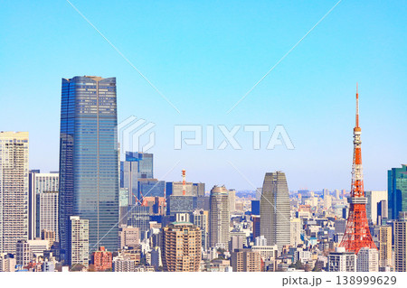 東京都港区、東京の町並みと東京タワーの風景 東京都港区、東京の町並みと東京タワーの風景 138999629