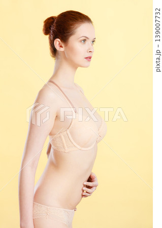 Woman body in lacy lingerie bra and panties Woman body in lacy lingerie bra and panties 139007732