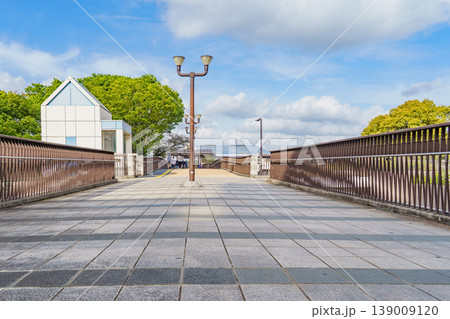 【千葉県】JR外房線・鎌取駅南口　鎌取センター歩道橋 139009120
