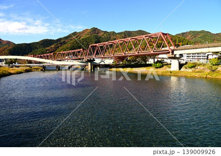 鉄の町釜石市を走る三陸鉄道 鉄の町釜石市を走る三陸鉄道 139009926