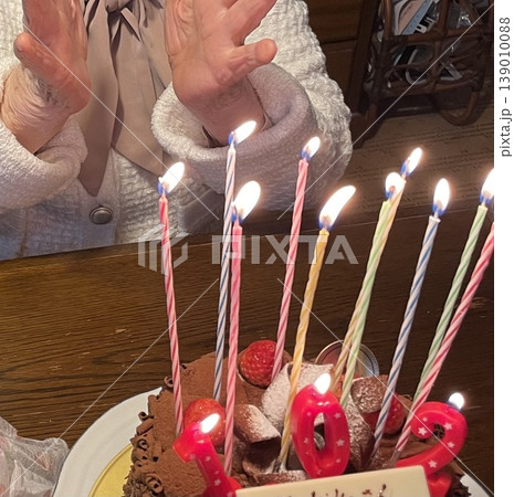 102歳の誕生日 102歳の誕生日 139010088