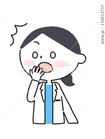 口元に手を当てて驚く白衣の女性のイラスト 口元に手を当てて驚く白衣の女性のイラスト 139013737