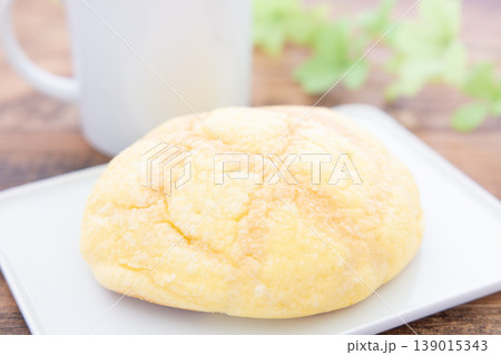 おいしいメロンパンとコーヒー 139015343