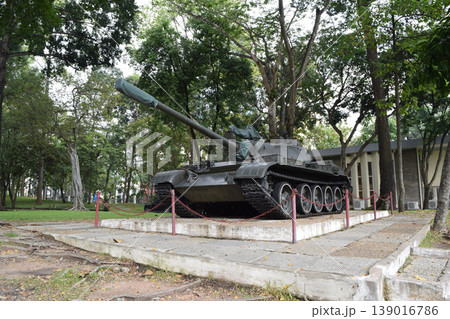 ベトナム・ホーチミン 統一会堂に展示されている戦車(T-54B) 139016786