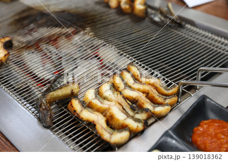 delicious authentic korean charcoal grilled eel 139018362