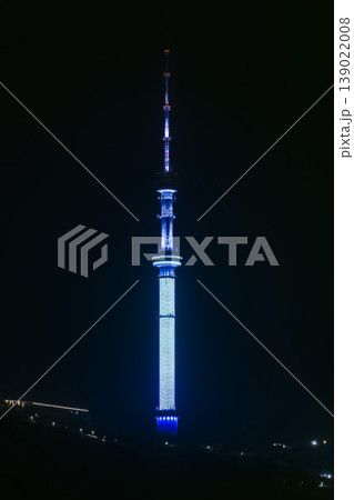 カザフスタン・ライトアップされたアルマトイタワー / Almaty Tower, KZ 139022008