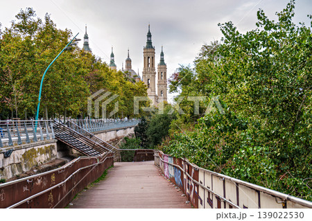 Ebro Bird Lookout, Mirador de las Aves del Ebro. Viewpoint to the river ebro in Zaragoza, Spain. Ebro Bird Lookout, Mirador de las Aves del Ebro. Viewpoint to the river ebro in Zaragoza, Spain. 139022530