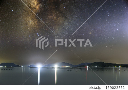 瀬戸内の夏の星景 天の川とさそり座 瀬戸内の夏の星景 天の川とさそり座 139022831