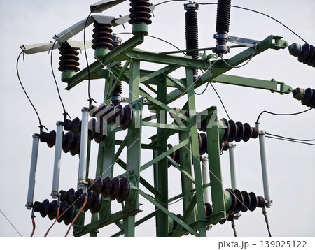 Electrical Tower Details. Electricity Transmission Tower Featuring Ceramic Insulators And Steel Crossarm 139025122