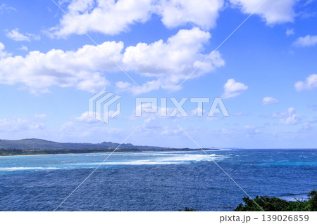 沖縄 古宇利島コバルトブルーの海 沖縄 古宇利島コバルトブルーの海 139026859