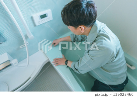 浴槽のワンプッシュ排水栓を修理する業者 浴槽のワンプッシュ排水栓を修理する業者 139028460