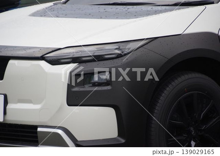 自動車イメージ　スバル トレイルシーカーのフロントマスク 139029165