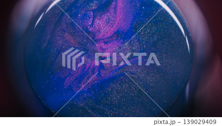 Sphere ink splatter. Fluid blend. Defocused...の写真素材 [139029409] - PIXTA