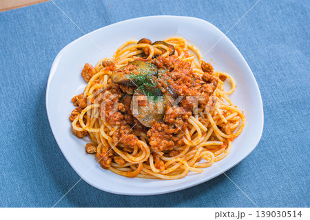 茄子のミートソースパスタ ボロネーゼ風スパゲッティ 茄子のミートソースパスタ ボロネーゼ風スパゲッティ 139030514