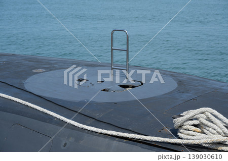 海上自衛隊おやしお型潜水艦のハッチ 海上自衛隊おやしお型潜水艦のハッチ 139030610