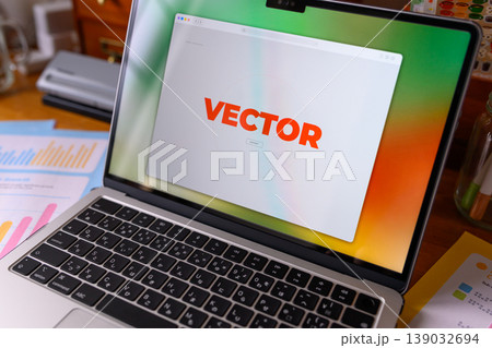 ノートパソコンの画面に「VECTOR」と表示 139032694