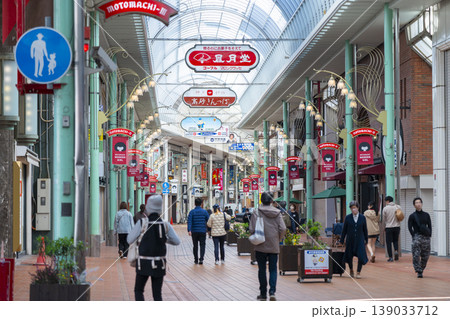 神戸元町商店街 朝 神戸元町商店街 朝 139033712