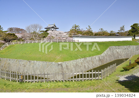 春の北海道松前町で松前城址公園の風景を撮影 春の北海道松前町で松前城址公園の風景を撮影 139034824