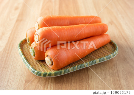 carrots carrots 139035175