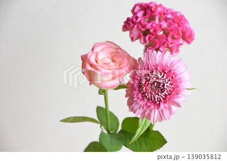 ピンクの花束 ピンクの花束 139035812