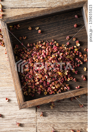dry red pepper dry red pepper 139035815