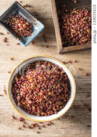 dry red pepper  139035819