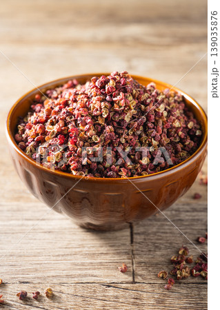 dry red pepper dry red pepper 139035876