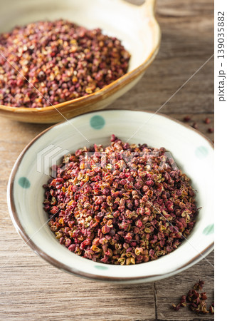 dry red pepper dry red pepper 139035882