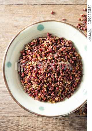 dry red pepper dry red pepper 139035884