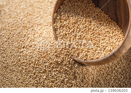White sesame seeds White sesame seeds 139036203