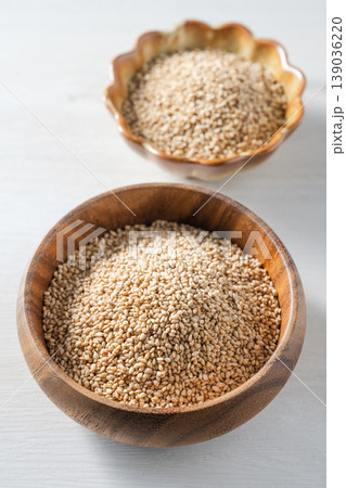 White sesame seeds White sesame seeds 139036220