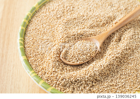 White sesame seeds 139036245