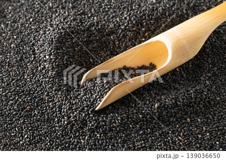 Black sesame 139036650