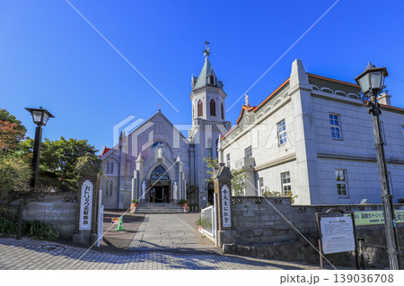 函館山の麓 カトリック元町教会　Catholic Hakodate Motomachi Church 139036708