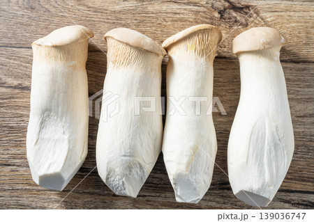 King oyster mushroom 139036747