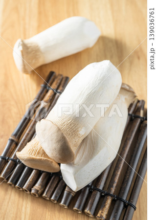 King oyster mushroom King oyster mushroom 139036761