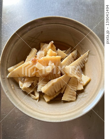 春の味覚 たけのこの煮物 器入り 春の味覚 たけのこの煮物 器入り 139041494