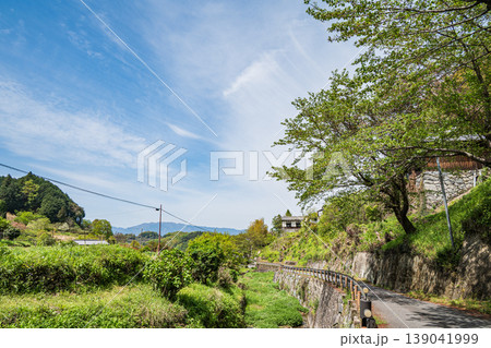 明日香村上(かむら)地区への上り道 奈良県明日香村 明日香村上(かむら)地区への上り道 奈良県明日香村 139041999